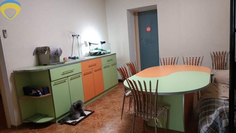 продажа трехкомнатной квартиры номер A-174318 в Приморском районе, фото номер 6